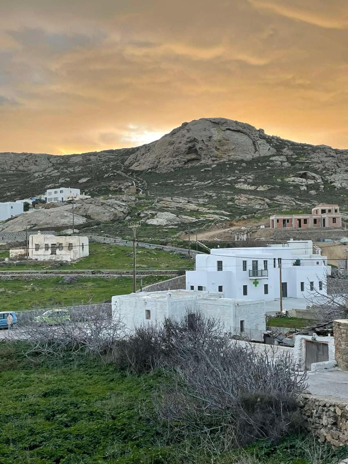 My Inner Mykonos Apartment アノ・メラ エクステリア 写真